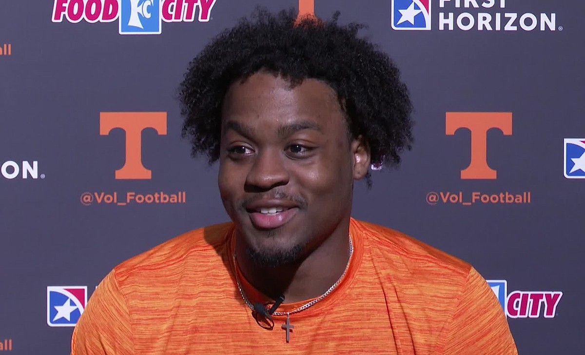 Jordan Roussos Five-star Jordan Ross not shying from Vols’ depth at edge rusher ...