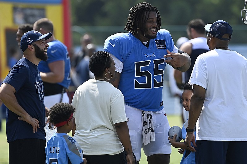 Titans throwing a lot at rookie left tackle JC Latham | Chattanooga Times  Free Press