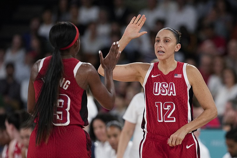 US routs Nigeria to reach women's basketball semifinals in Paris |  Chattanooga Times Free Press