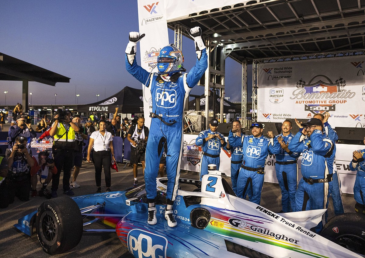 Josef Newgarden leads 1-2 finish for Penske in IndyCar race