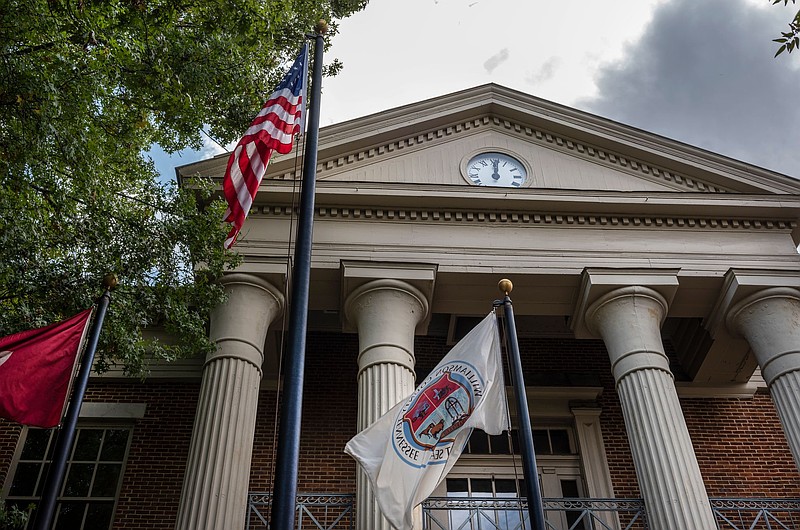 Williamson County Courthouse is seen in Franklin, Tenn. A Williamson County family is suing the school board over a zero tolerance policy they say was unfairly used to punish their teen son. (Tennessee Lookout Photo by John Partipilo)