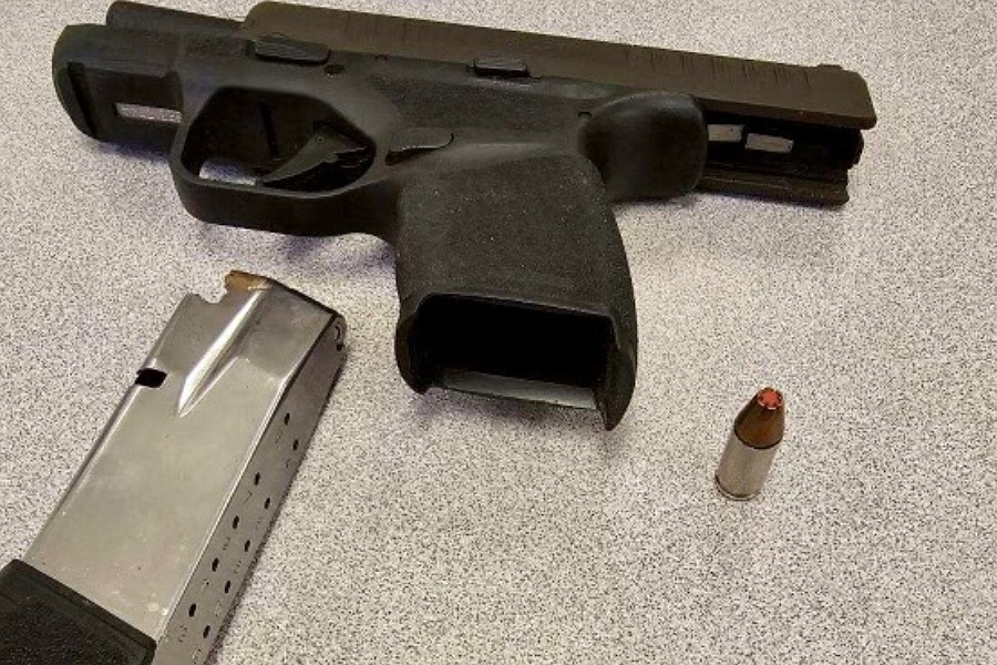 Loaded gun found on student at The Howard School | Chattanooga Times ...