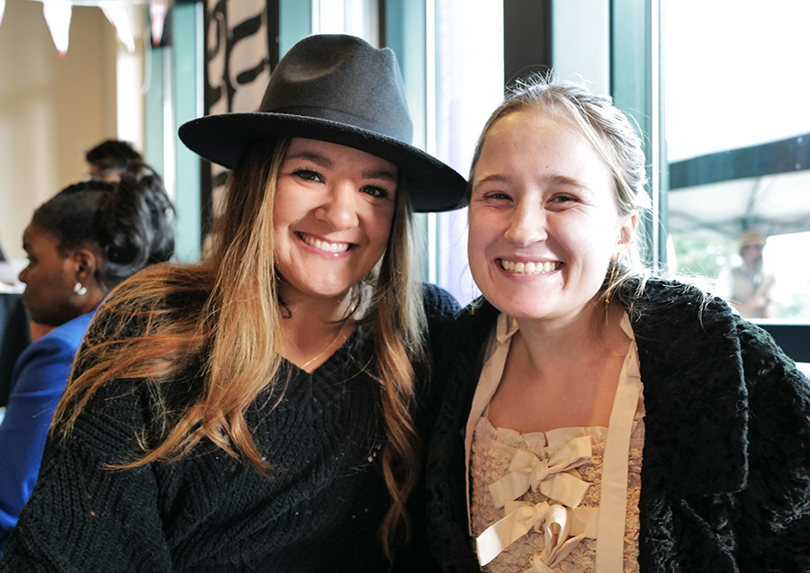 Photo by Mark Gilliland / Brylee Osland and Abagaile Busch