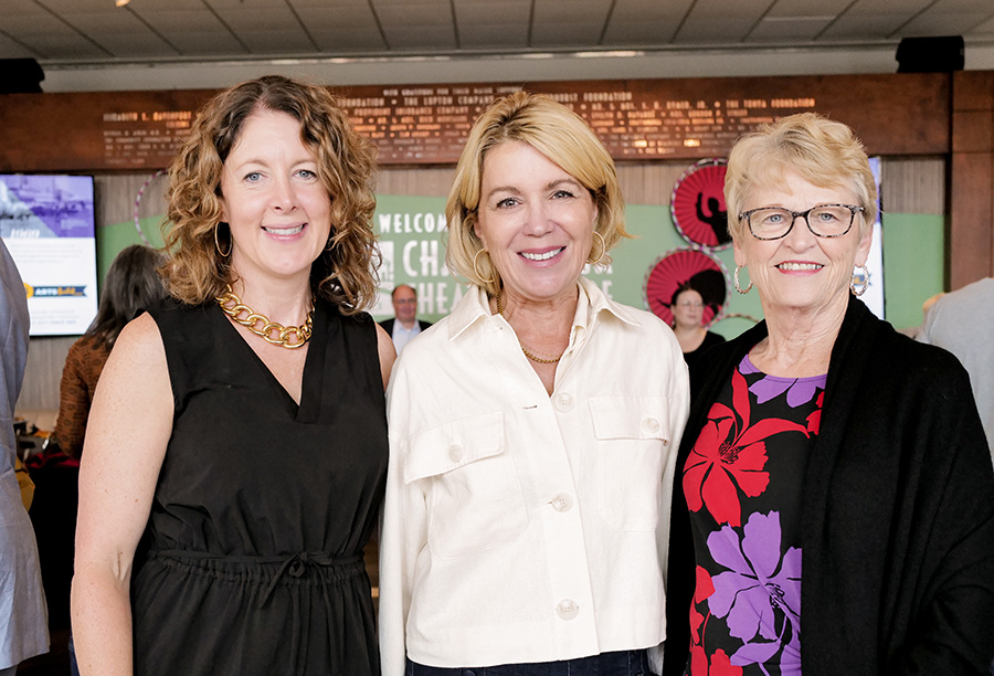 Photo by Mark Gilliland / Jennifer Waxenberg and Sandy & Donna Zabel