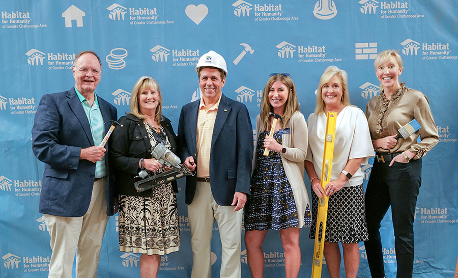 Photo by Mark Gilliland / Terry Todd, Tersea Bailey, Jim McKenzie, Lauren Reed, Lisa Ainsworth and Carrie Chambers