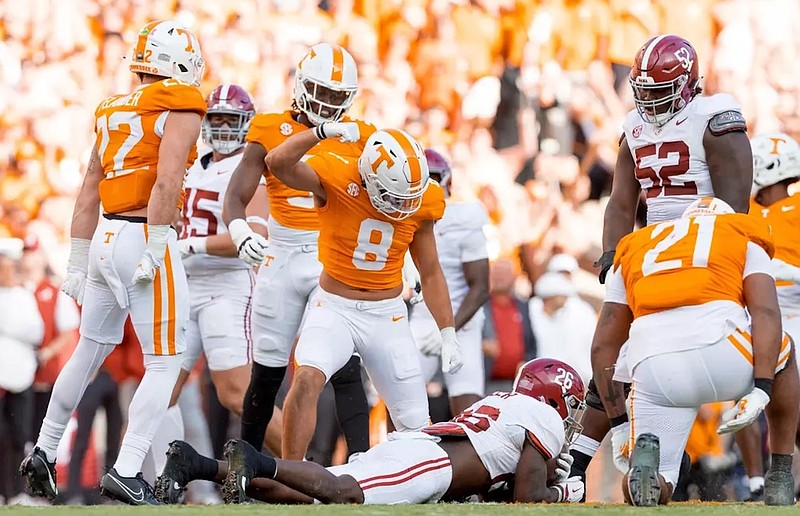 Bulldogs third, Vols seventh, Tide 11th in first CFP rankings
