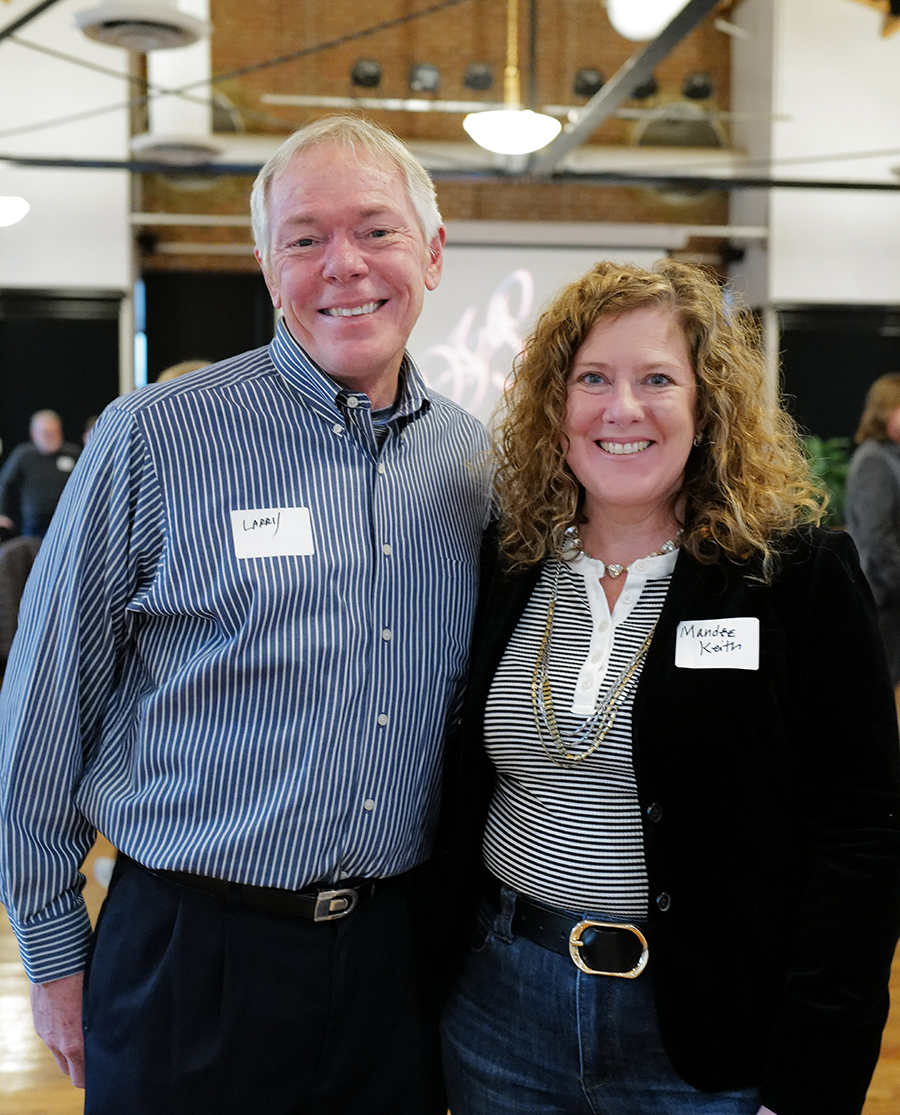 Photo by Mark Gilliland / Larry Aulich and Mandee Keith