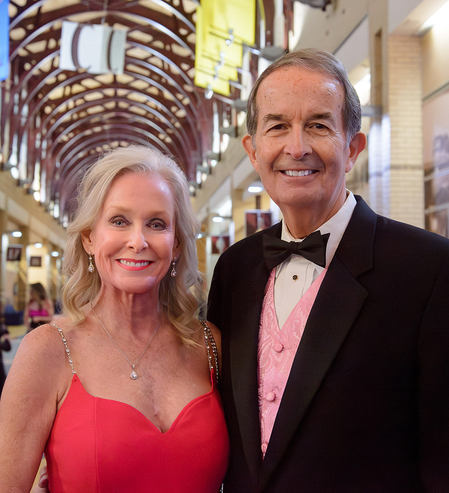 Photo by Mark Gilliland / Kathy & Gary Miller