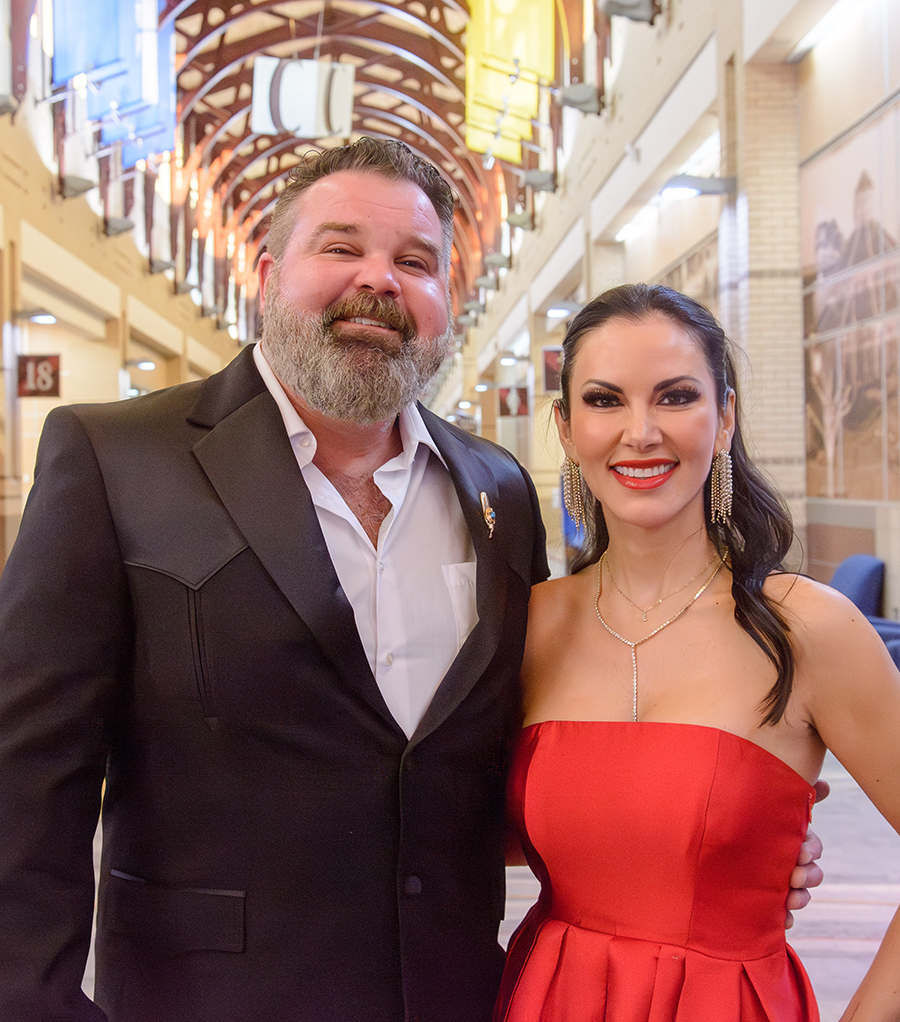 Photo by Mark Gilliland / Wes & Lindsay Bright