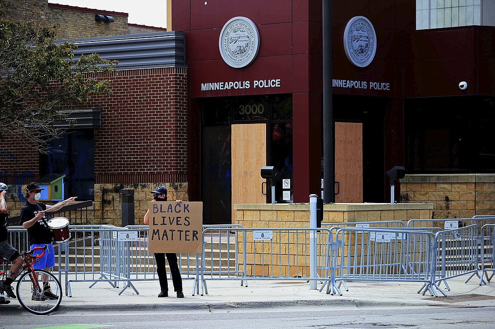 Officers Resigning In Minneapolis