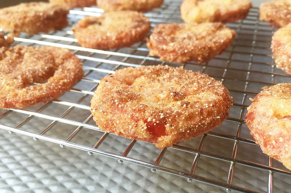 Fried Red Tomatoes (Arkansas Democrat-Gazette/Kelly Brant)