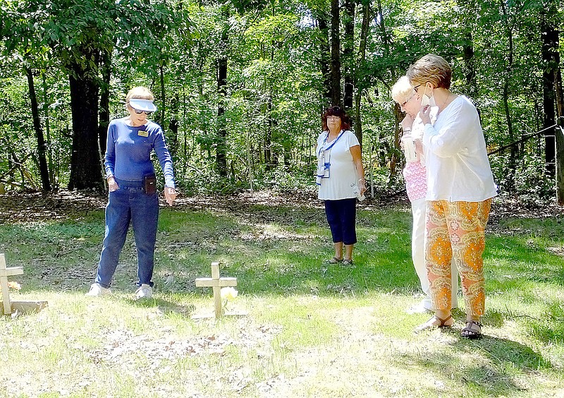 Questers celebrate 40th anniversary safely Northwest Arkansas DemocratGazette