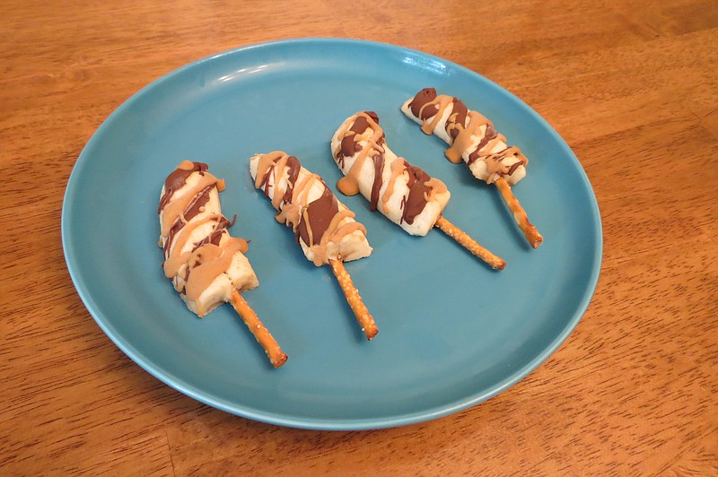 These Banana Pretzel Pops can be put together in a few minutes with just a handful of ingredients. (For The Washington Post/Kris Coronado)