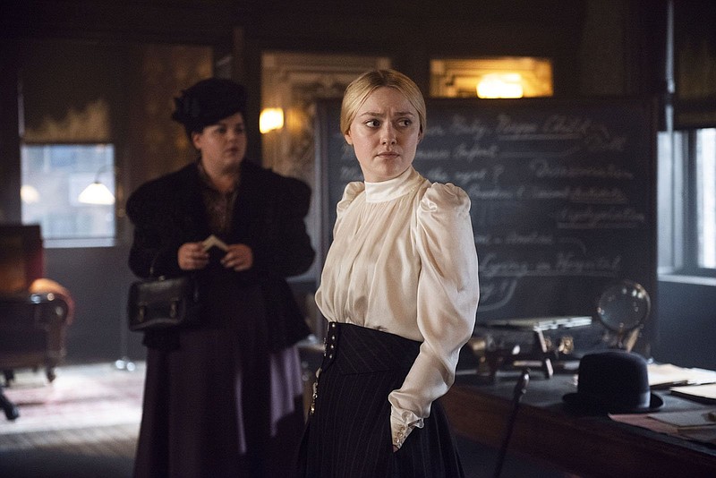 Melanie Field (left) and Dakota Fanning star in TNTs Alienist: Angel of Darkness.

(TNT/TNS/Kata Vermes)