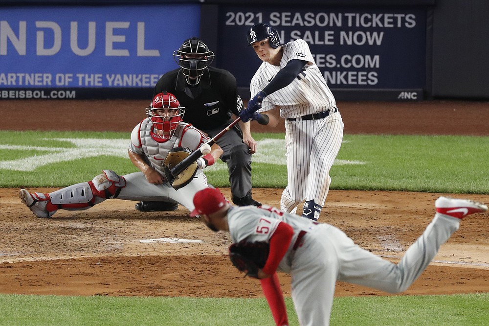 Yankees Gio Urshela has elbow surgery to remove bone spur