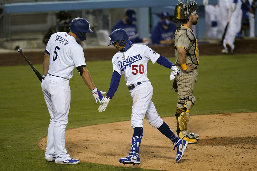 Dodgers' Mookie Betts hits 3 home runs in a game for record-tying