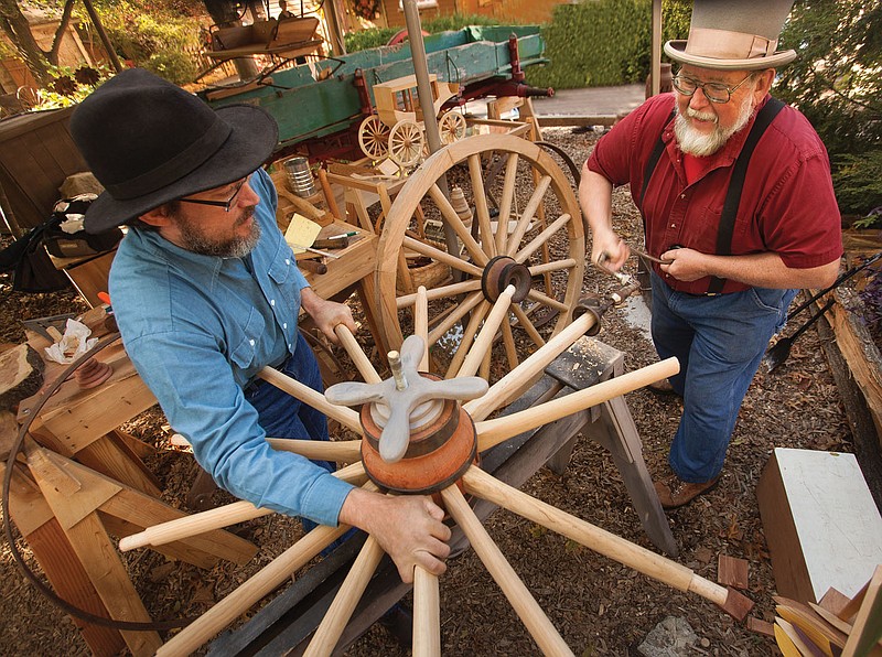 Demonstrating artists, designers and makers with high-quality, handmade, original work line the Silver Dollar City’s square for the National Harvest Festival featuring Crafts, Cowboys and Pumpkins.