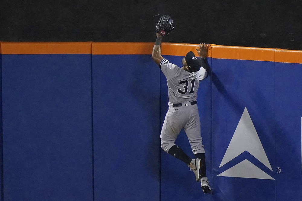 Pete Alonso, Justin Verlander lift Mets over Yankees in Subway