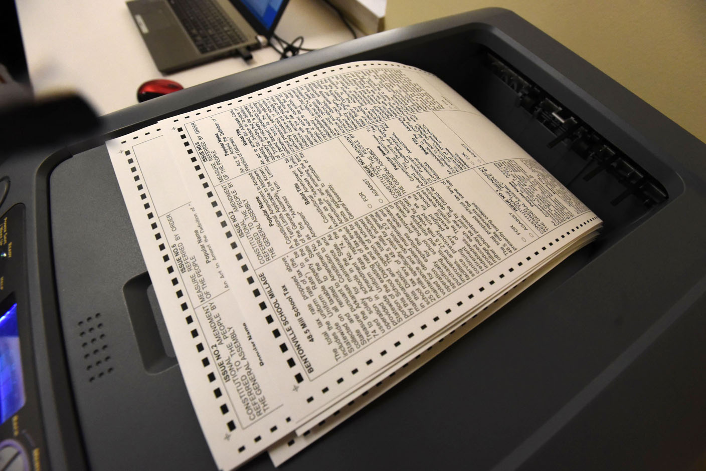 Jefferson County Election Commission draws for candidates’ order on primary ballots