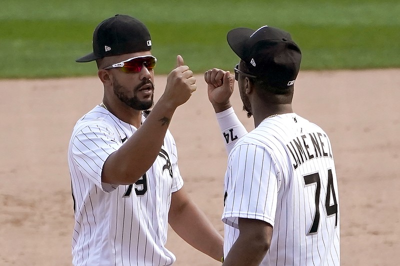 White Sox restrained after clinching playoff spot