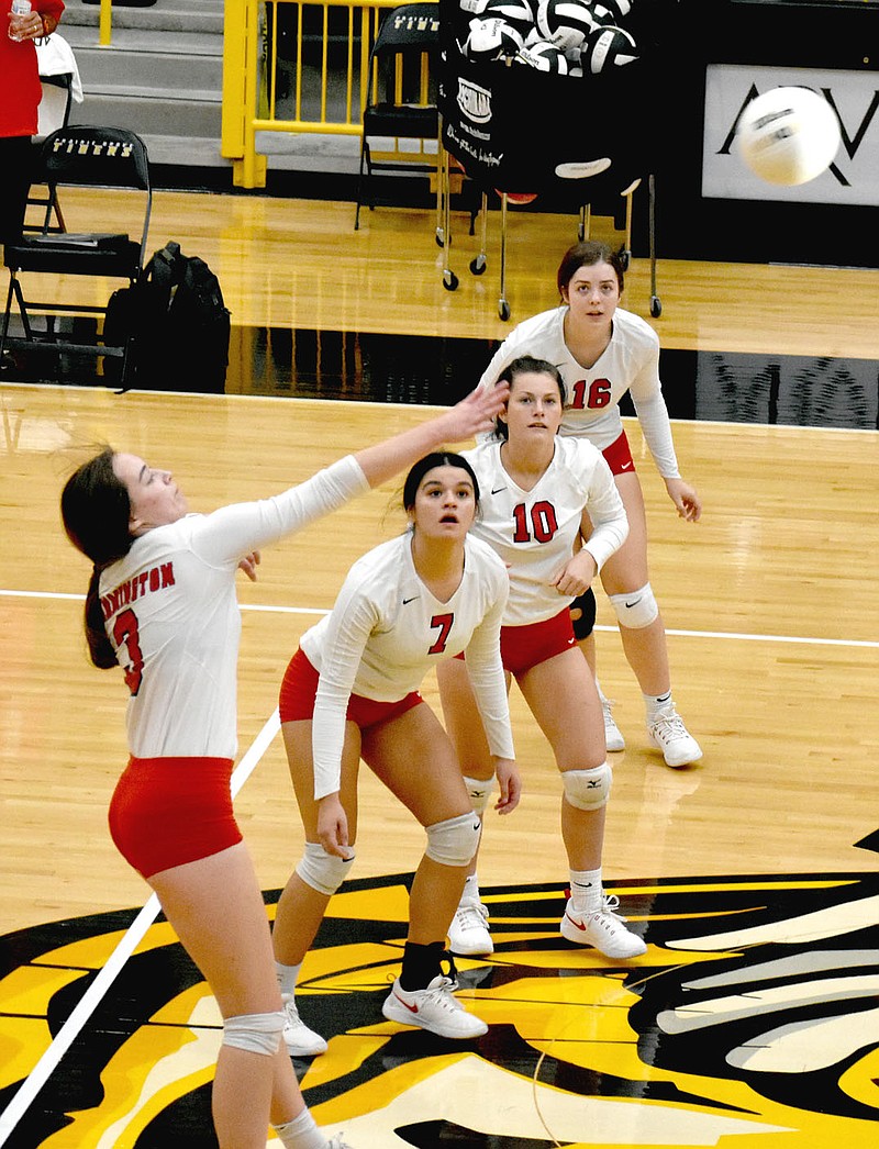 MARK HUMPHREY  ENTERPRISE-LEADER/Farmington junior Morgan Brye makes a  play on the ball during the Lady Cardinals' conference win (25-10, 25-23, 25-21) over Prairie Grove on Sept. 29.