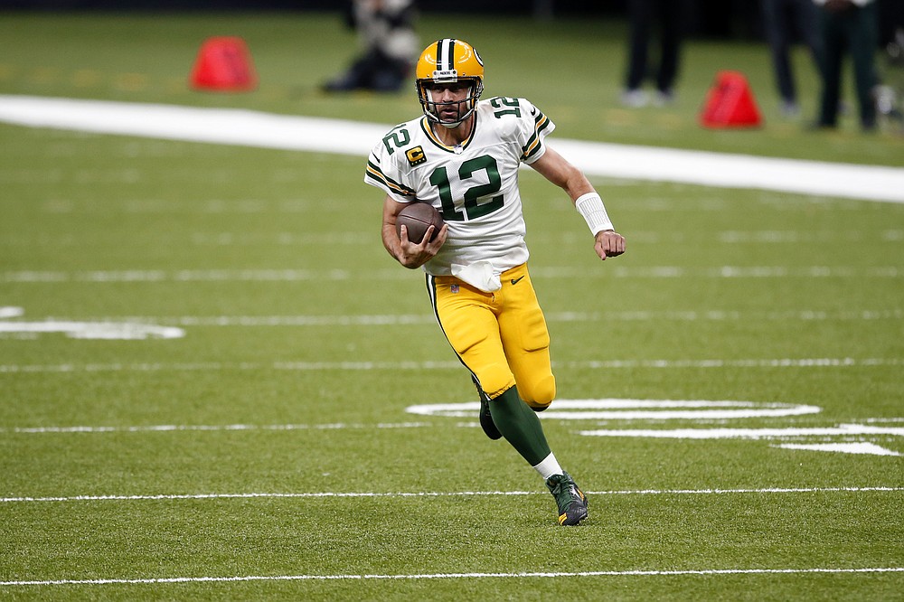 Packers pop Saints to stay undefeated