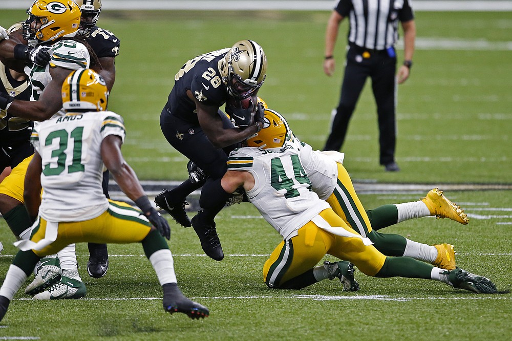 Packers pop Saints to stay undefeated