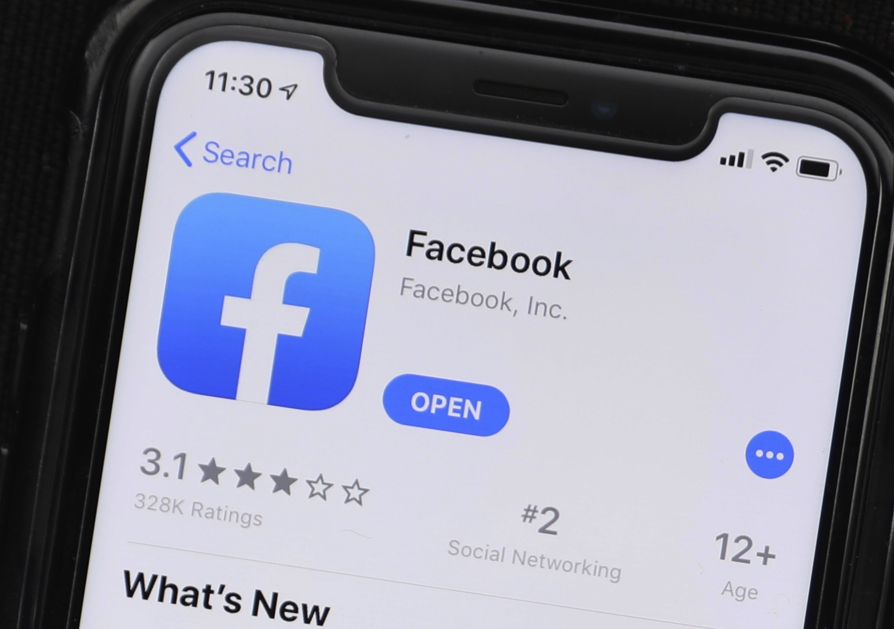 Lawmen and officials walk fine line on social media posts