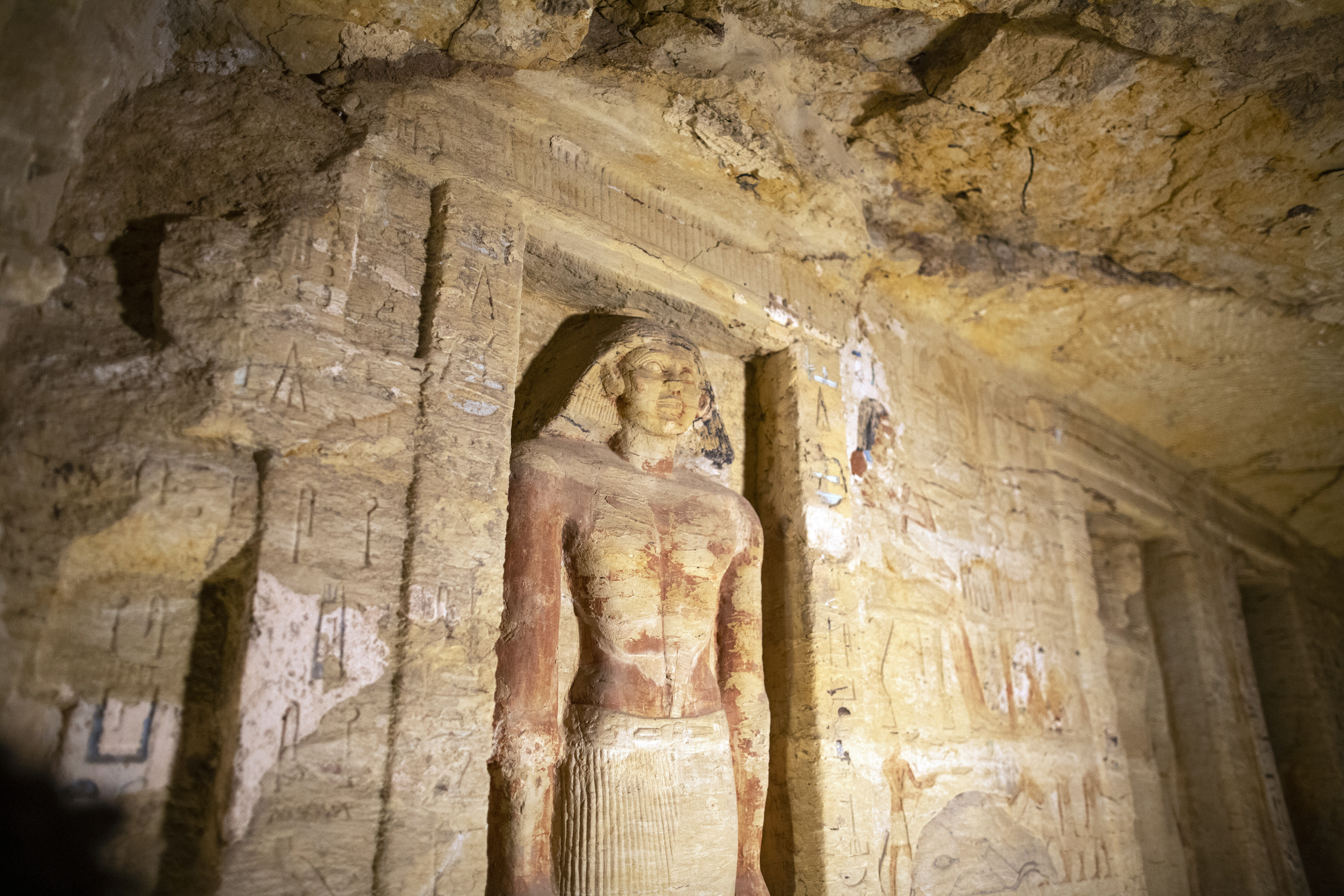 Egypt 59 Ancient Coffins Found Near Saqqara Pyramids