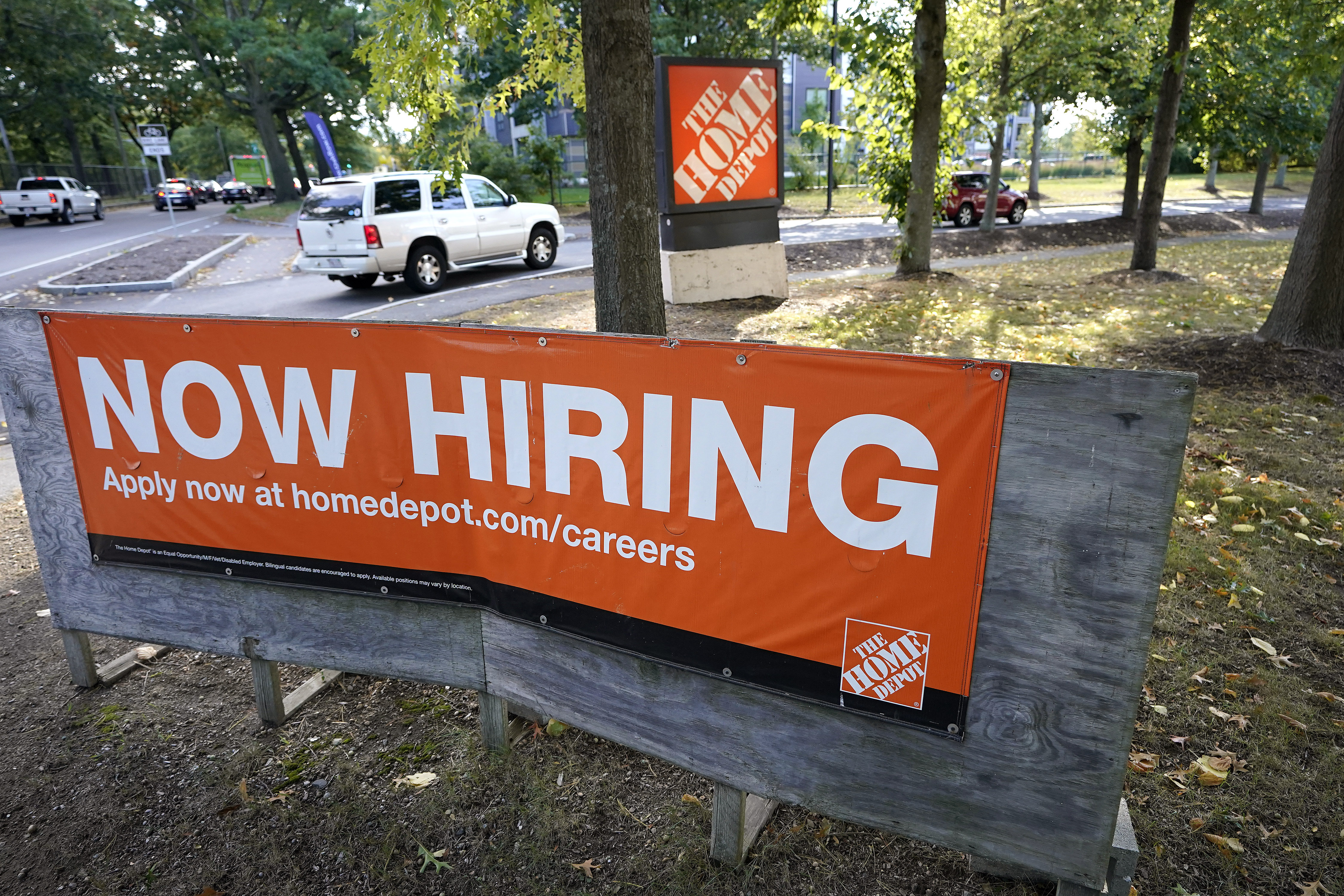 Pandemic employment gaining at slower rate, expert says
