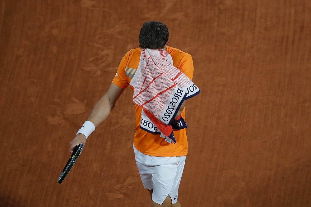 Kenin, her dad make moves at French Open