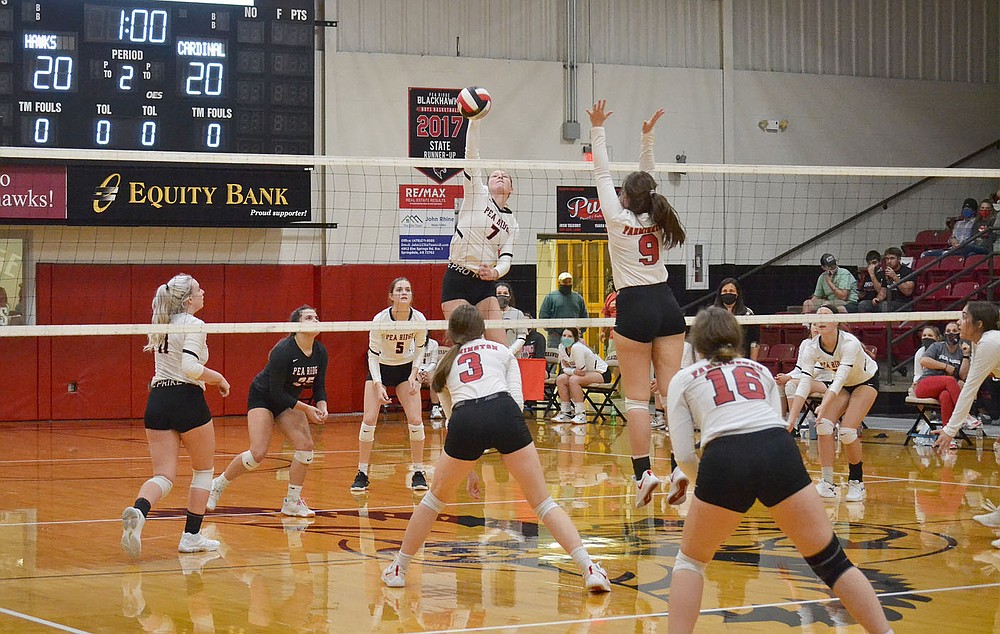 Lady Cardinals' varsity team lost to Pea Ridge Thursday, Oct. 8, 2020 — 19-25, 21-25 and 22-25. The Lady Cardinals put up a great fight, tying the score several times.