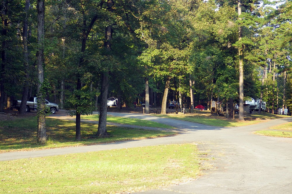 WATCH River Road Park — Great destination for all kinds of outdoor lovers