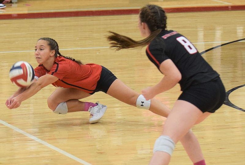MCHS Volleyball Closes Regular Season 1914