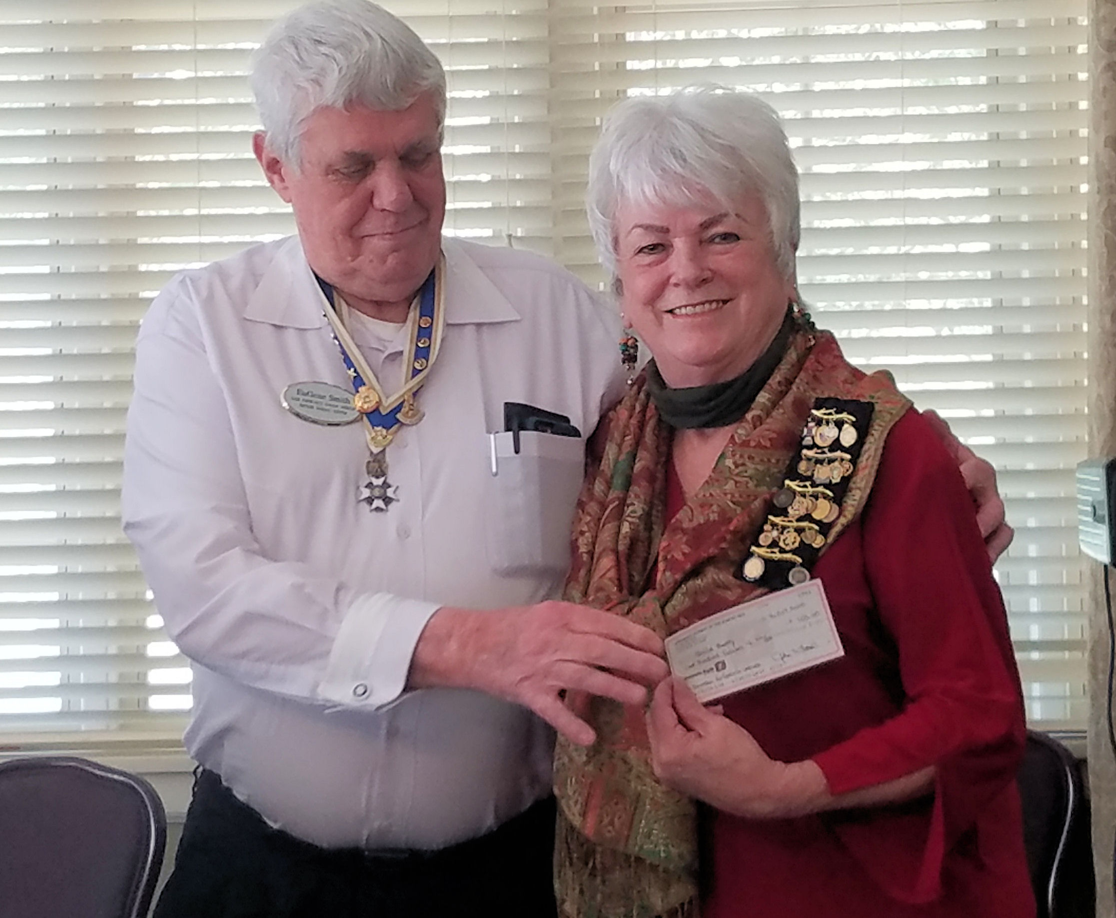 Women’s group receives donation to help veterans