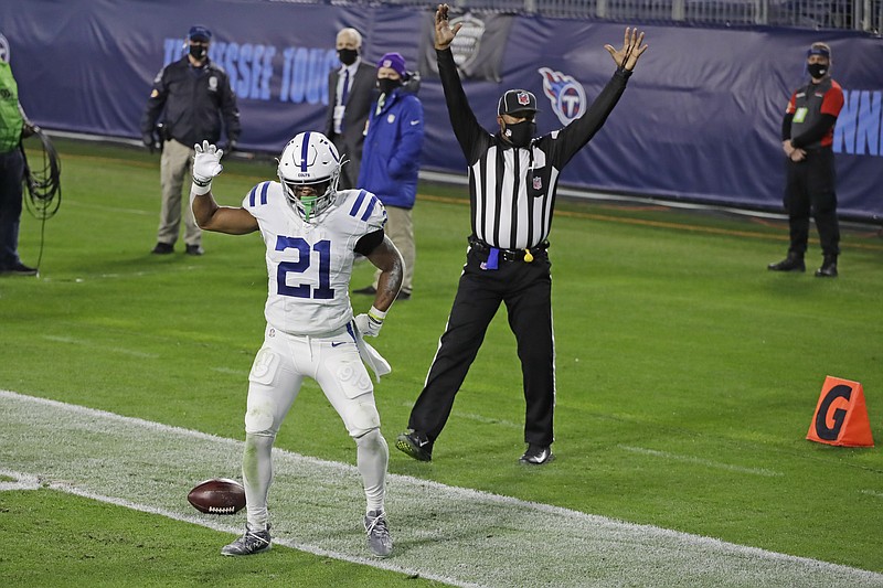 in the first half of an NFL football game in Nashville, Sunday