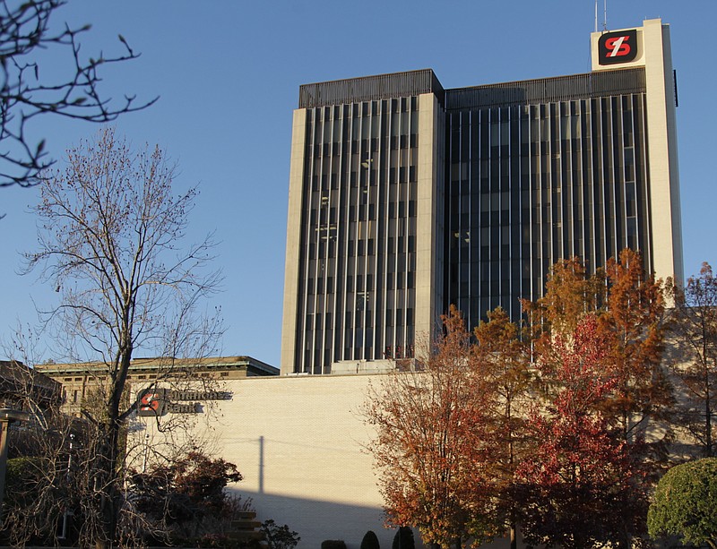 The Simmons Bank headquarters, located at 501 S. Main St. in Pine Bluff. (Pine Bluff Commercial/Dale Ellis)