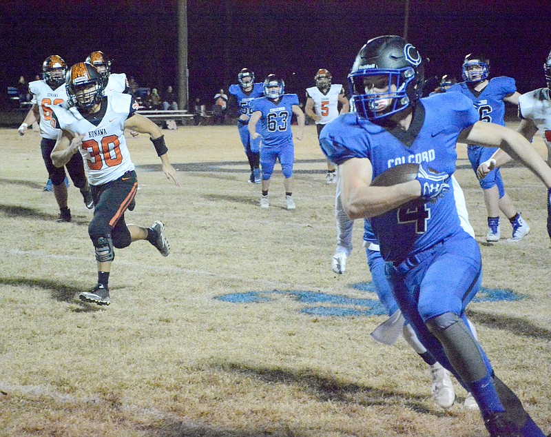 Graham Thomas/Siloam Sunday
Colcord running back Trey Duncan runs for a 37-yard touchdown after catching a short swing pass from Stormy Odle during the Hornets' 41-18 victory over Konawa in the second round of the Oklahoma Class 2A playoffs.