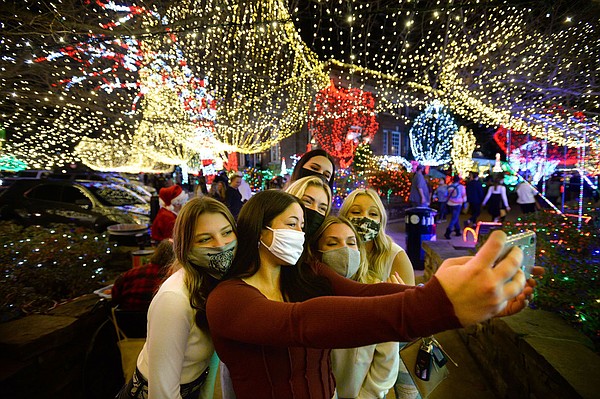 Eureka Springs Christmas Lights 2022 Tis The Season: Holiday Events Light Up Northwest Arkansas