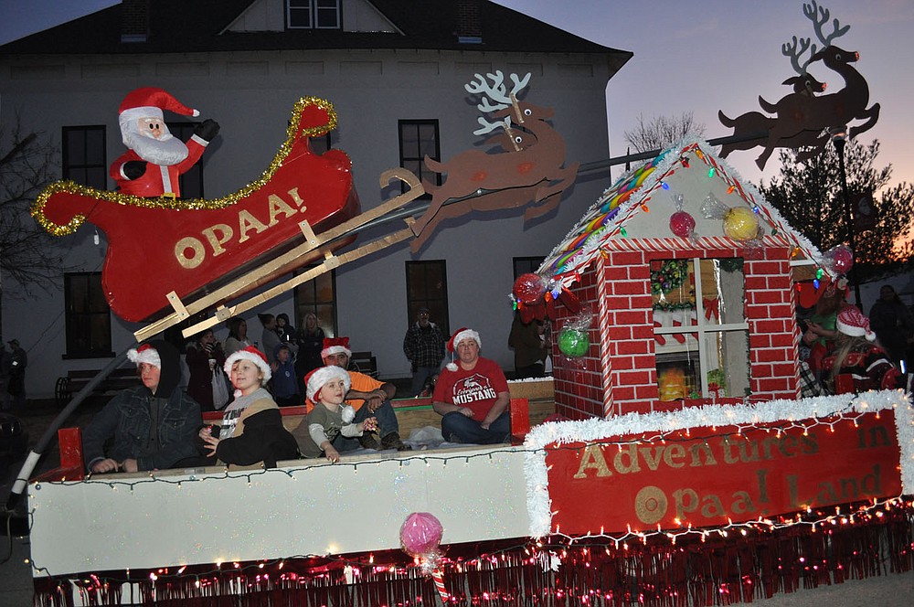 Pineville To Hold Christmas Parade Saturday