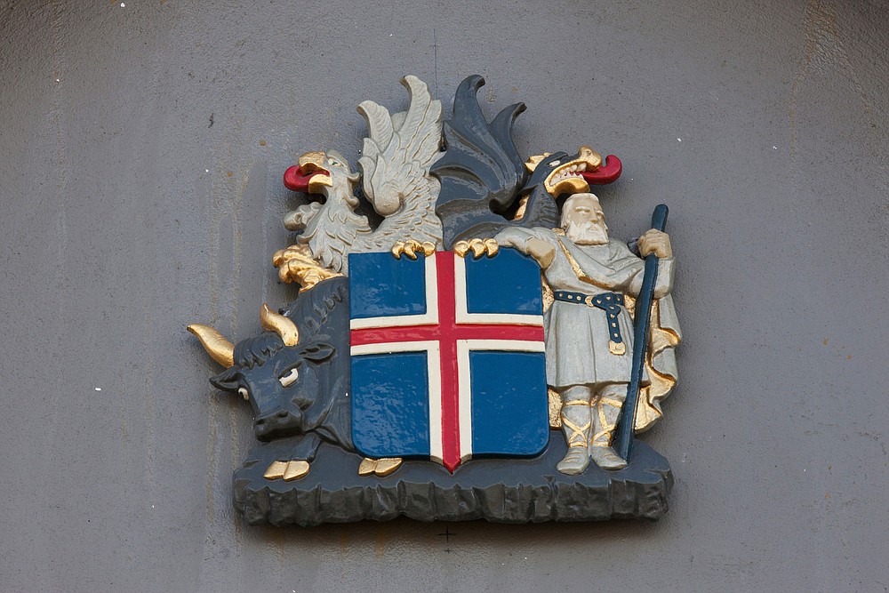 The Icelandic coat of arms is displayed outside the residence of Iceland's prime minister in Reykjavik on April 7, 2016. MUST CREDIT: Bloomberg photo by Arnaldur Halldorsson