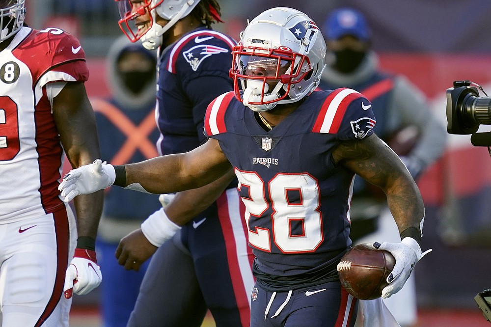 Arizona Cardinals wide receiver KeeSean Johnson (19) runs up field during  the first half of an