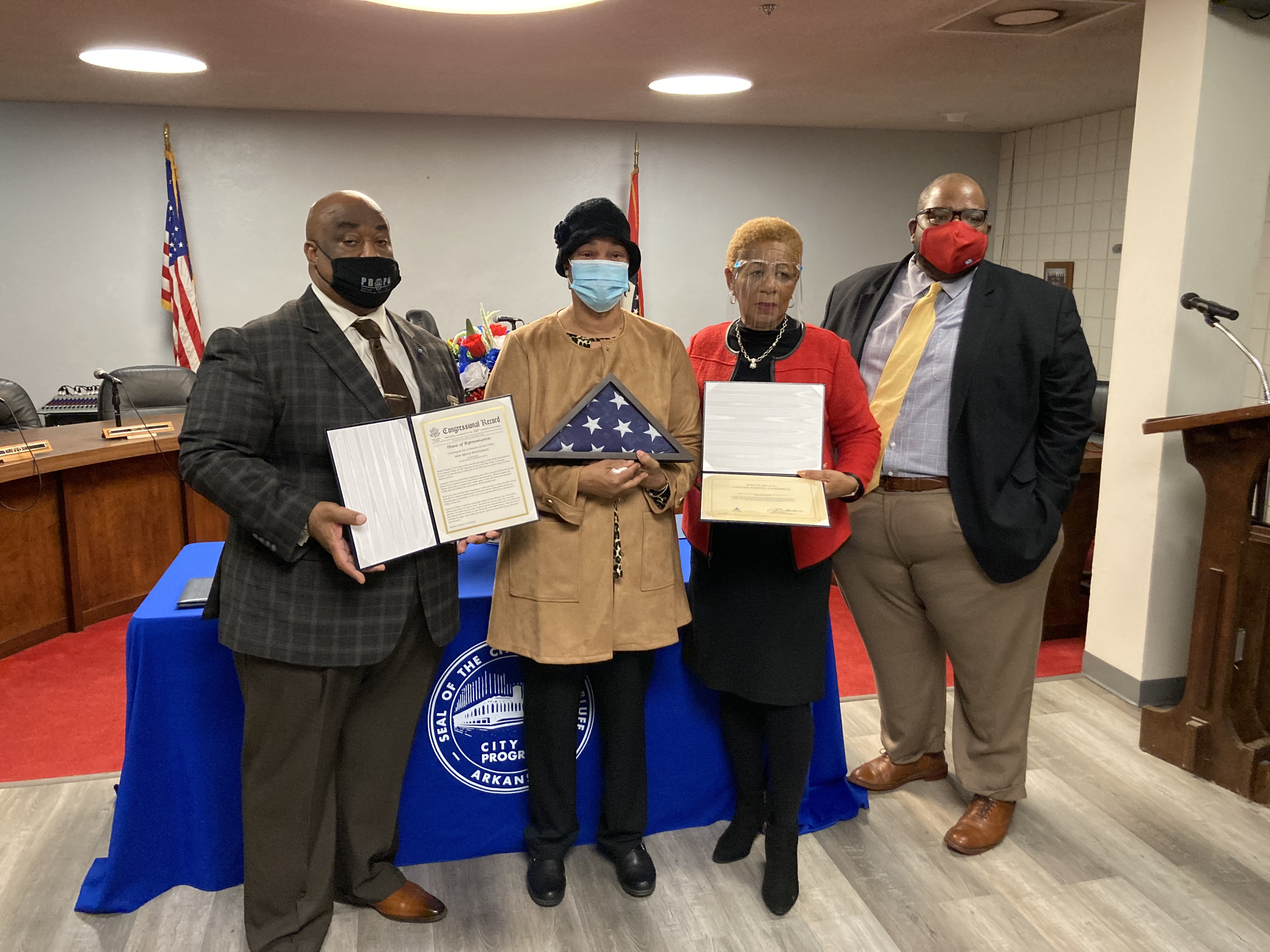 Slain officer’s family gets flag from D.C.