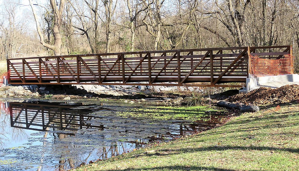 New walking bridge installed