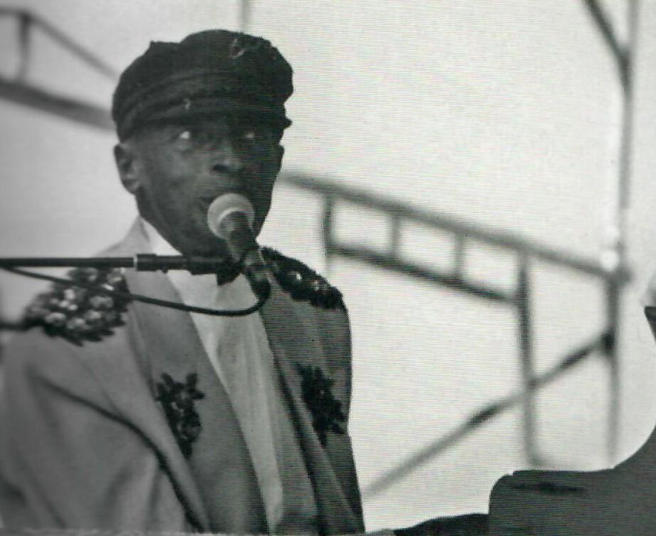 Pine Bluff a stop on singer’s way to fame