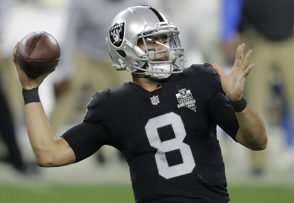 Las Vegas Raiders' Tyron Johnson (17) runs against the Los Angeles