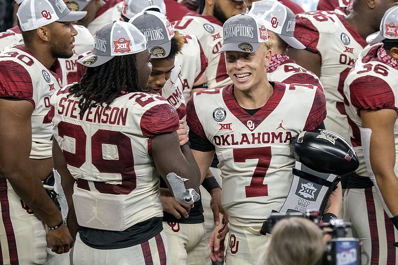 Big 12 title remains in Sooners' hands