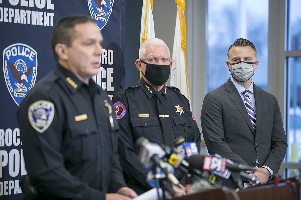 Army sergeant charged in bowling alley slayings