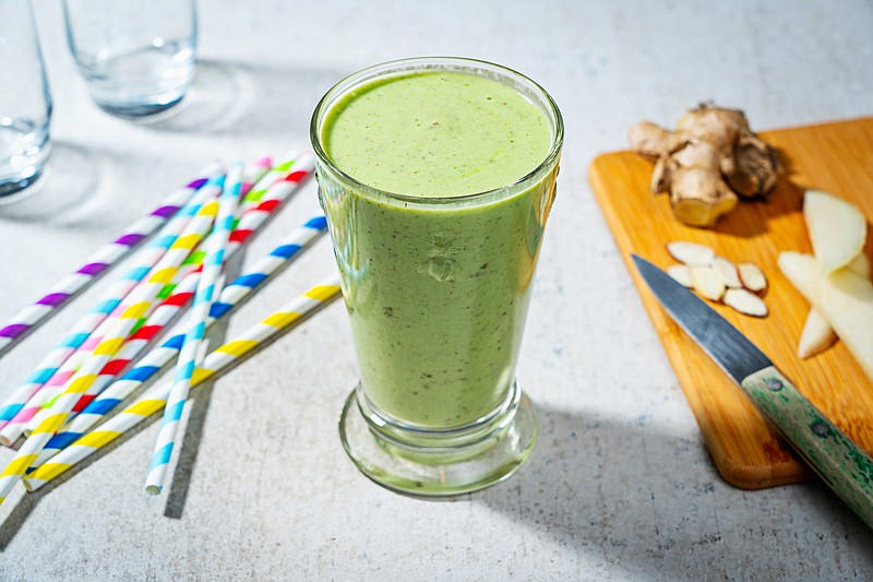 Green Smoothie With Yogurt, Pear and Ginger (For the Washington Post/Scott Suchman)