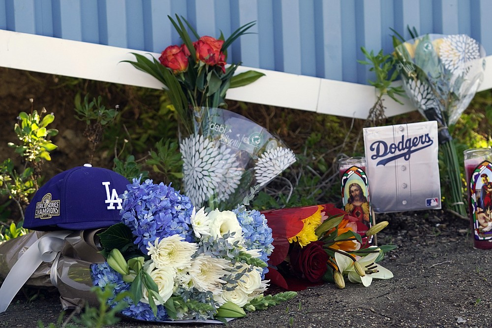 Tommy Lasorda Dead: Former Dodgers Manager Was 93 – The Hollywood